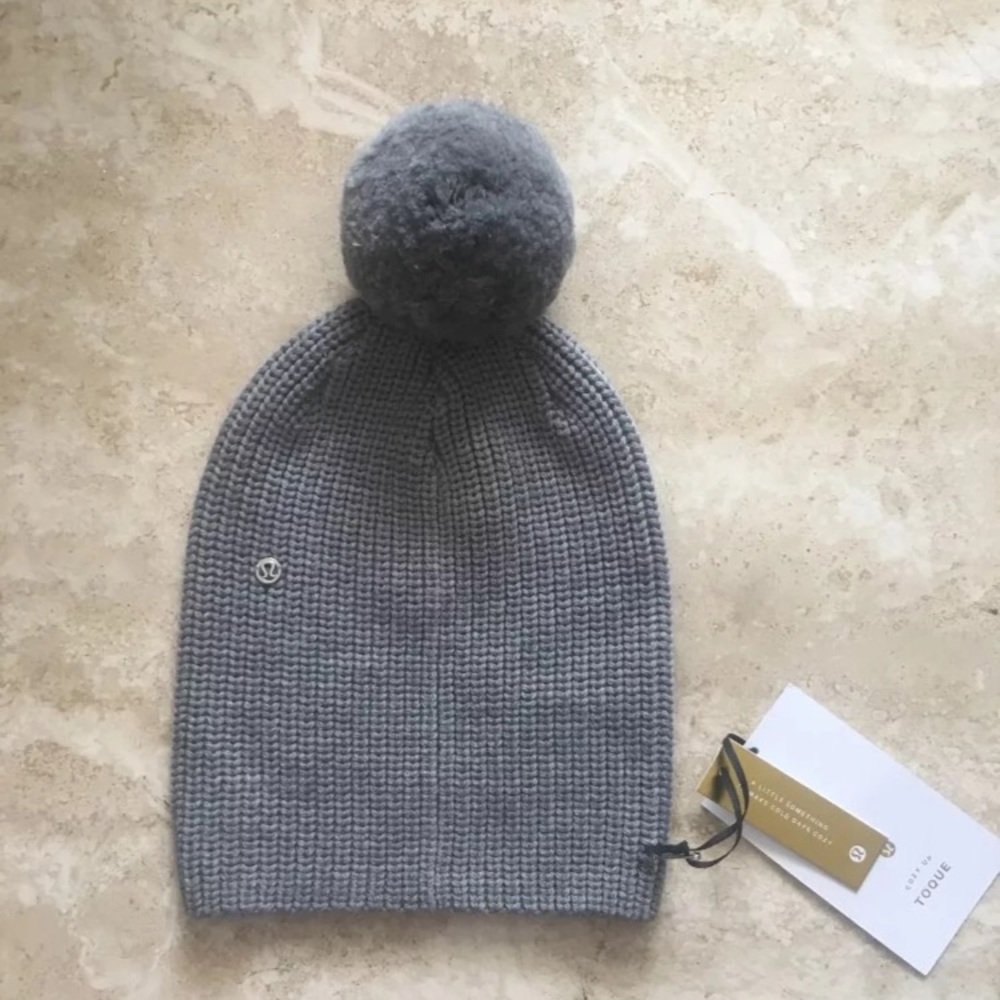 NWT Lululemon Cozy Up Toque Beanie grey HCMG - Picture 1 of 4
